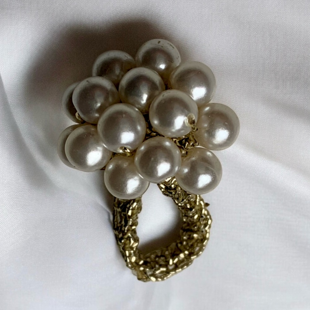 Gold Stretch Band & Faux Pearl Cluster Woman’s Ring Jewelry